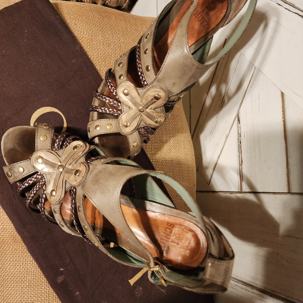 Schultz Heels - image 3